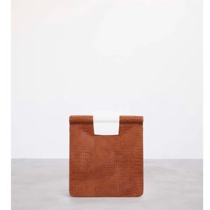 BEIS Crossbody in Cognac